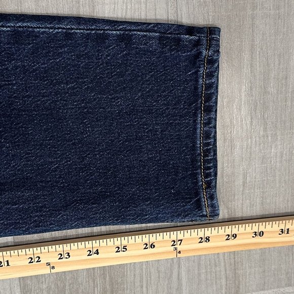 Levi’s Premium 70’s High Rise Slim Straight Jeans in Sonoma Stonewash Dark Wash - Picture 12 of 14